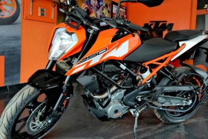 KTM 250 Duke Bike