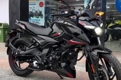 New Bajaj Pulsar N150 Bike